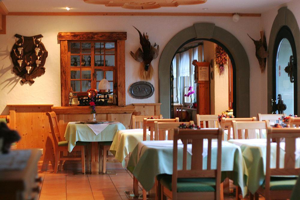 Seehotel Boutique Jägerhof-Hubertus Faulensee Exterior foto