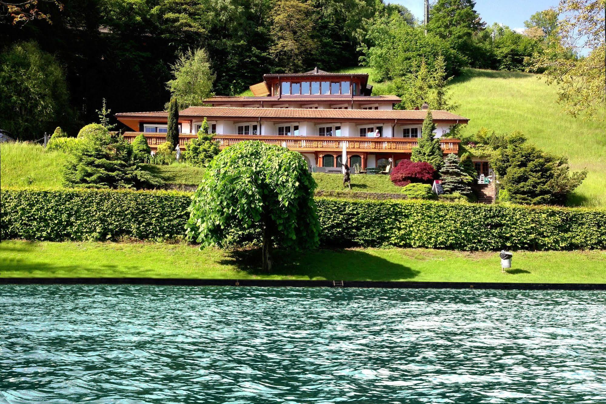 Seehotel Boutique Jägerhof-Hubertus Faulensee Exterior foto